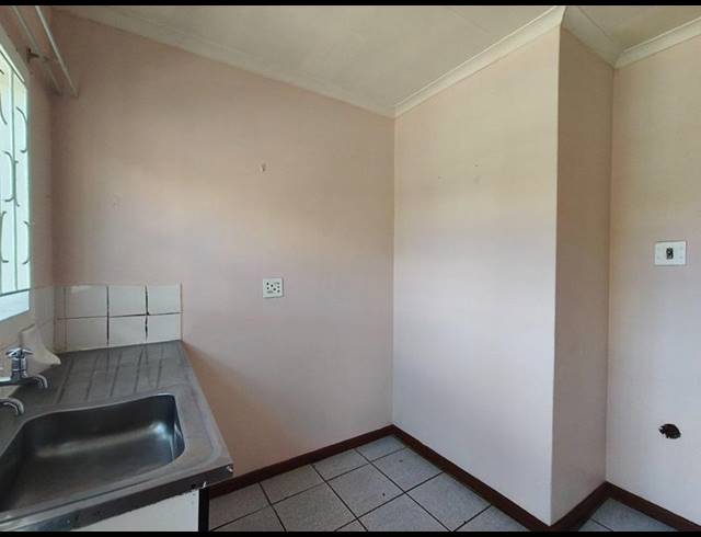 3 BEDROOM PROPERTY TO RENT IN MTHATHA CENTRAL